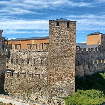 Apartamento Castillo Ponferrada. Exteriér fotografie